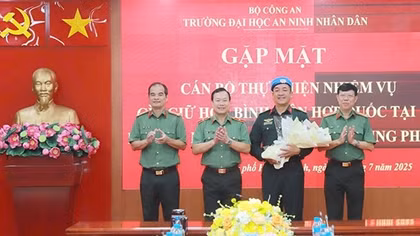Chia sẻ của những cán bộ Công an đầu tiên đến Cộng hoà Trung Phi làm nhiệm vụ gìn giữ hòa bình