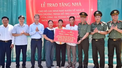 Công an Thủ đô về nguồn tại Khu di tích lịch sử Nha Công an Trung ương