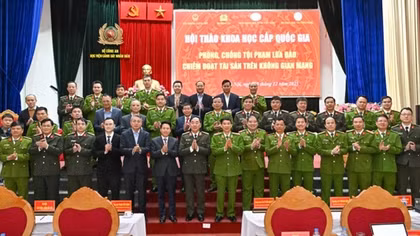 Quyết liệt thực hiện "5 đẩy mạnh" phòng, chống tội phạm lừa đảo trên không gian mạng