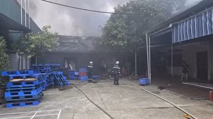 Một người tử vong trong vụ cháy tại Công ty xuất nhập khẩu thủ công mỹ nghệ