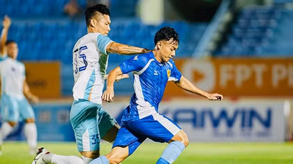 Mùa giải V.League kỳ lạ
