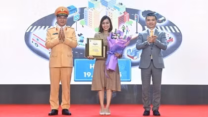 Trao giải và vinh danh các tập thể, cá nhân xuất sắc 2 cuộc thi của lực lượng CSGT