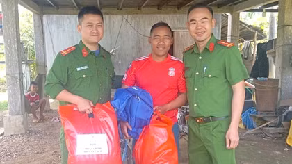 Đại úy Nguyễn Viết Hùng – Cán bộ "dân vận khéo" ở vùng biên giới A Lưới