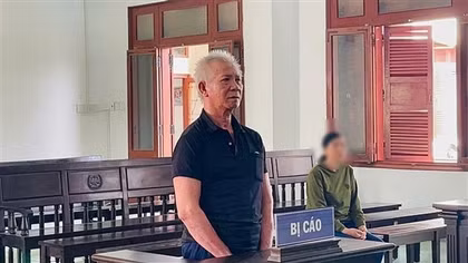 Sát hại vợ đã ly hôn bất thành, gã chồng cũ lãnh án 10 năm tù