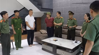 “Ăn chặn” tiền của vận động viên, một huấn luyện viên bị khởi tố