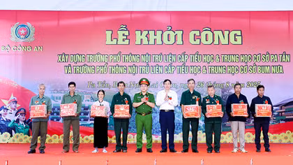 Khởi công xây dựng 2 trường học nội trú biên giới Lai Châu