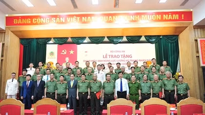 Cục An ninh Đối ngoại đón nhận danh hiệu Anh hùng lực lượng vũ trang nhân dân