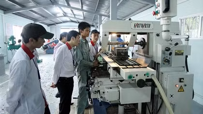 Đảm bảo quốc phòng, an ninh, tạo đột phá về khoa học, công nghệ đưa TP Hồ Chí Minh phát triển nhanh, bền vững