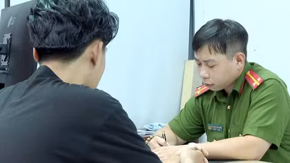 Tại sao học sinh, sinh viên vẫn dính bẫy “bắt cóc online”?