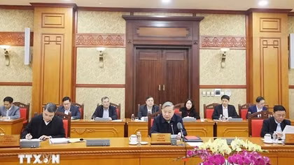 Bắt tay ngay vào công việc, không để tình trạng ăn Tết kéo dài, lơ là công việc