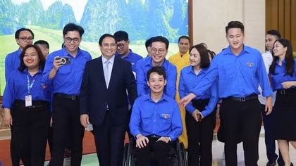 Thủ tướng “đặt hàng” 3 yêu cầu và đề nghị Thanh niên Việt Nam “5 chủ động”