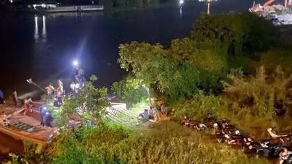 Xuyên đêm tìm thanh niên bỏ xe trên cầu nhảy sông Vàm Cỏ Đông