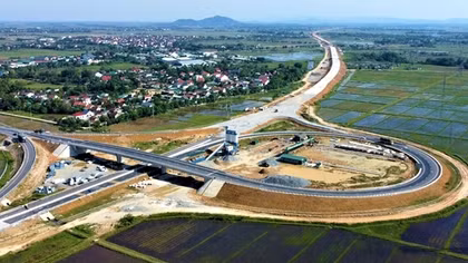 Kỷ luật nhiều cán bộ liên quan đến sai phạm trong đền bù cao tốc Bắc - Nam