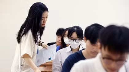 Học liệu hỗ trợ học sinh tiếp cận cấu trúc đề mới