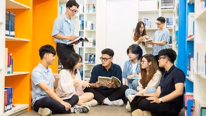 Lựa chọn ngành học mới: Tránh chạy theo tâm lý đám đông