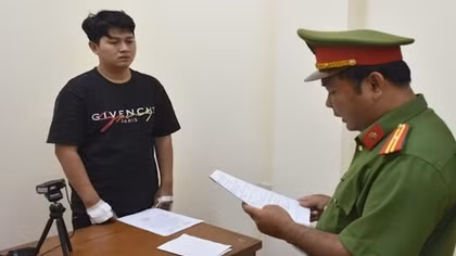 Khởi tố nam thanh niên đánh 2 nhân viên quán nhậu chấn thương sọ não