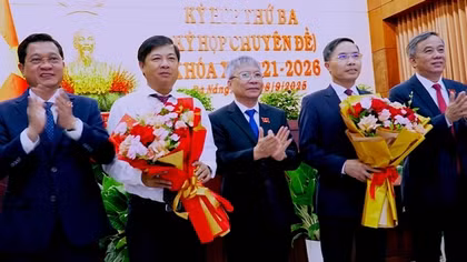 Đồng chí Phạm Đức Ấn được bầu làm Chủ tịch UBND TP Đà Nẵng