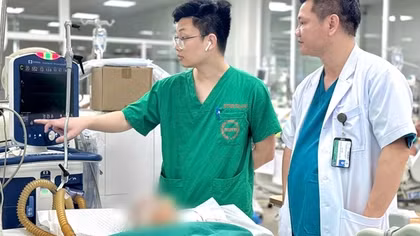 Hút thuốc lá làm tăng nguy cơ mắc bệnh phình động mạch não