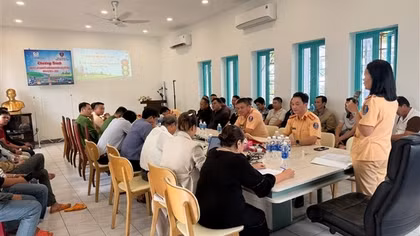 CSGT Đắk Lắk tổ chức chương trình ký cam kết chấp hành pháp luật giao thông