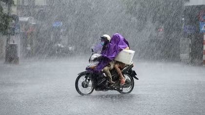 Nam Bộ chiều tối đổ mưa lớn