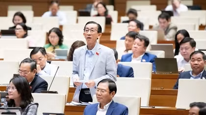 Nhói lòng hình ảnh đồng bào bị ảnh hưởng do thiên tai, đại biểu đề xuất gói hỗ trợ căn cơ