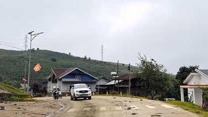 Vời vợi Đưng KNớ