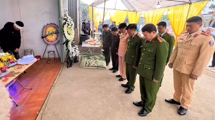 Thăm viếng, chia buồn và hỗ trợ gia đình các nạn nhân gặp tai nạn ở Yên Châu, Sơn La