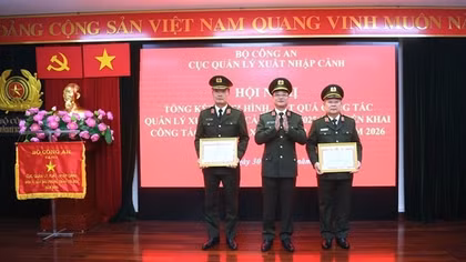 Phát huy vai trò quản lý nhà nước trong lĩnh vực xuất nhập cảnh