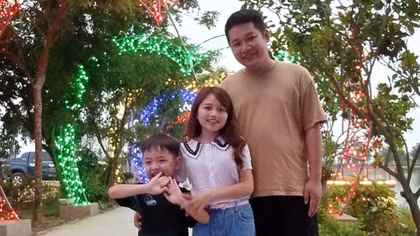 Chuyện tình cổ tích của cô gái tí hon