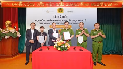 Triển khai xác thực điện tử qua VNeID trên ứng dụng của VNDIRECT