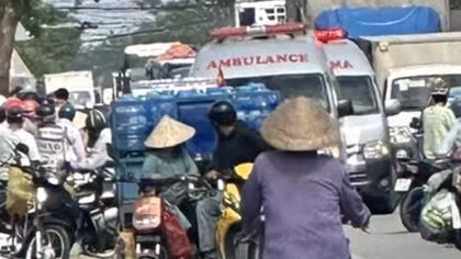 Điện giật tử vong 2 vợ chồng chủ tiệm tạp hóa