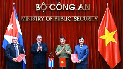 Bộ Công an Việt Nam và Bộ Nội vụ Cuba thúc đẩy hợp tác toàn diện, sâu sắc