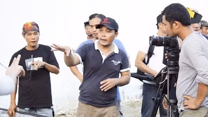 Ông đạo diễn mê làm phim Công an