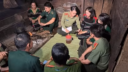 Bài 1: “Vượt nắng, thắng mưa” vì nhiệm vụ quốc gia