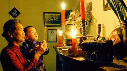 Hương khói thật thà