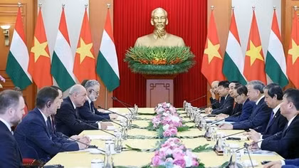 Việt Nam coi Hungary là đối tác ưu tiên hàng đầu trong chính sách đối ngoại tại Trung, Đông Âu