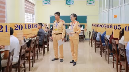 Công an tỉnh Hà Tĩnh đẩy mạnh công tác sát hạch, cấp đổi giấy phép lái xe