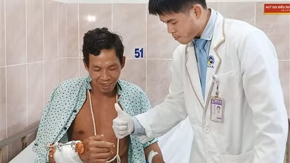 Nam công nhân bị máy cuốn đứt lìa cẳng tay