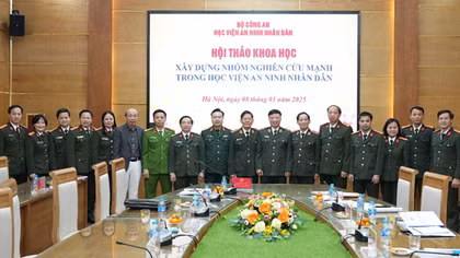 Xây dựng nhóm nghiên cứu mạnh trong Học viện ANND