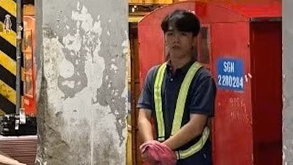 Nhân viên phục vụ trộm cắp tài sản trong hành lý ký gửi tại sân bay