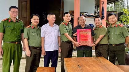 Công an TP Huế tổ chức nhiều hoạt động tri ân thương bệnh binh, người có công cách mạng