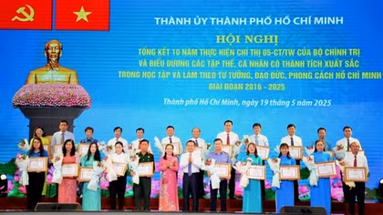 TP Hồ Chí Minh: Những điển hình quân hàm đỏ chia sẻ nhân dịp vinh danh học tập, làm theo Bác Hồ