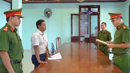 TP Huế: Bắt giam 2 cán bộ phường về hành vi nhận hối lộ