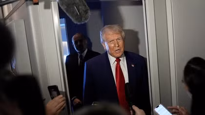 Tổng thống Trump dọa áp thêm 50% thuế với hàng Trung Quốc, nâng tổng thuế lên 104%
