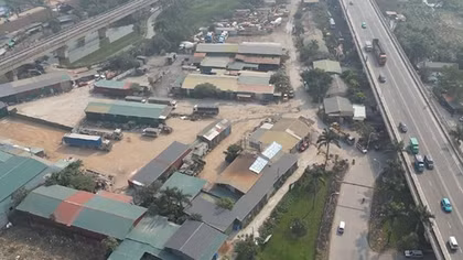 "Nhảy dù" giữa thời bình