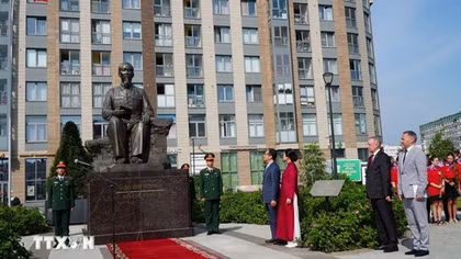 Khánh thành Quảng trường Hồ Chí Minh tại thành phố Saint Petersburg