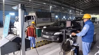 Đề xuất chủ xe được "nợ" xuất trình chứng nhận đăng ký xe mới trong 90 ngày