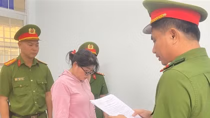 Nữ chủ hụi chiếm đoạt tiền của 100 hụi viên