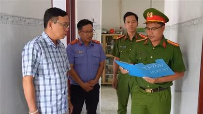 Đồng Tháp: Tạm giữ hình sự đối tượng làm giả con dấu, tài liệu của cơ quan, tổ chức