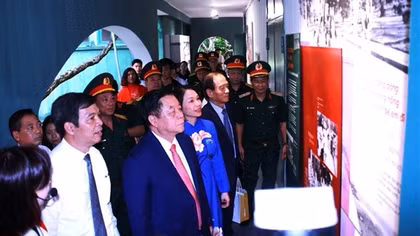 Khai mạc 3 trưng bày về di tích Nhà và Hầm D67, Hầm cơ yếu và Cột cờ Hà Nội
